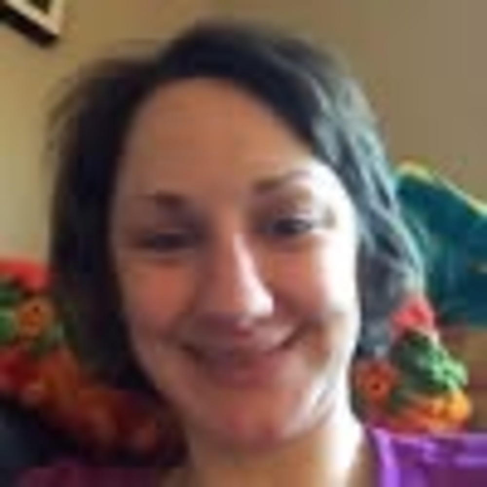 Meet your Posher, Adrienne
